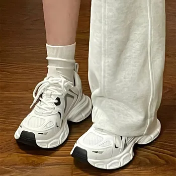 2023 Aukštos kokybės batai moterims Suvarstomi moteriški vulkaniniai batai Vasaros nauji kvėpuojantys laisvalaikio sportbačiai Moteriški tinklelio batai Ponios