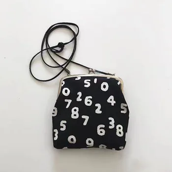 2023 Digital Port Gold Bag Canvas Hand Carrying Crossbody Small Bag Japanese New Long Shoulder Strap Shell Clip Bag luxury Vip