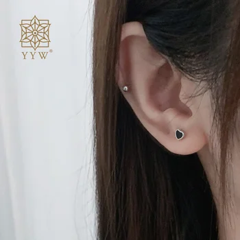 2023 Geometriniai juodi auskarai mažiesiems vyrams Korėjiečių paprasta meilė Moteriški auskarai Universalus auskarų vėrimas 925 svarų sterlingų sidabro papuošalai