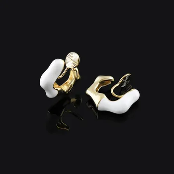 2023 Nauji paprasti ir elegantiški geometriniai glazūruoti ausų žiedai be ausų skylių Uodų smilkalų plokštelės ausų spaustukai didmeninė prekyba moterims
