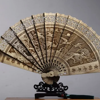 Auksinis Nanmu Kūrybinis sulankstomas ventiliatorius Tuščiaviduris drožyba Klasikinis kinų stilius Kutų dekoravimas Rankdarbių papuošalai