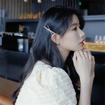 Korėjiečių krištolas Imituoti perlų plaukų segtukai blizgučiai Auksinis kryžius Deimantinis plaukų segtukas moterims Mergaitė Paprasto temperamento Barrettes papuošalai