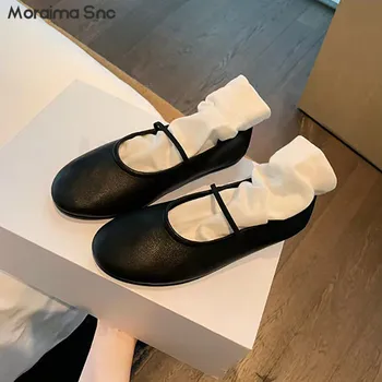 Minkštas vieno dirželio Mary Jane Flats juodai balti apvalūs pirštų siurbliai Paruošti laisvalaikio švelnūs ir temperamentingi moteriški batai