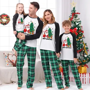Nauja kalėdinė pižama Šeimos derinimo rinkinys Suaugęs vaikas Kūdikis Šuo Kalėdų Senelis Šeima Atitinkantys aprangą Kalėdinės šeimos pižamos drabužiai